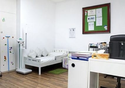Medical clinic and nurse at Redwood Nursery